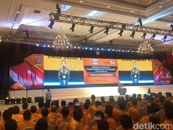 Cerita Jokowi yang Baru Tahu Alasan Tak Diundang ke Munas Hanura