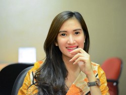5 Fakta Menarik Amanda Nurani, Tukang Tahu Cantik yang Diserbu Pembeli