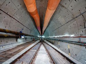 Penampakan Terowongan Kereta Cepat JKT-BDG di Bawah Tol Japek Penampakan Terowongan Kereta Cepat JKT-BDG di Bawah Tol Japek