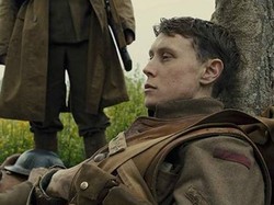 Wow! 1917 Libatkan 500 Ekstras sebagai Tentara