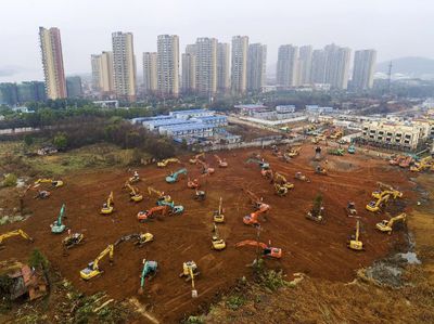 China Kebut Pembangunan Rumah Sakit Khusus Pasien Virus Corona