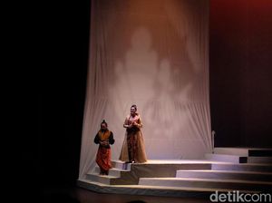 Jadi Ratu Bengis, Sha Ine Febriyanti Jaga Intensitas Fisik di Panggung Jadi Ratu Bengis, Sha Ine Febriyanti Jaga Intensitas Fisik di Panggung