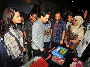 Beragam Karya Ilmiah dan Inovasi Dipamerkan di Menara Astra