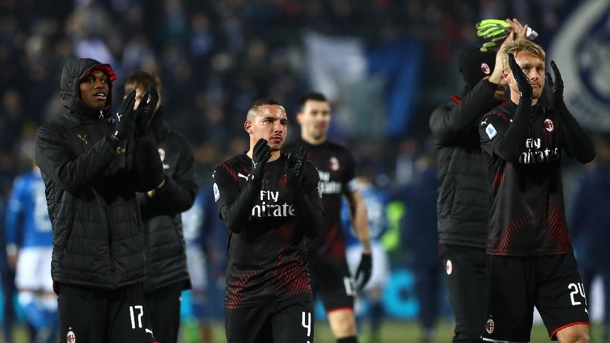 Pemain AC Milan merayakan kemenangan 1-0 atas Brescia di pekan ke-21 Liga Italia. (Foto: Marco Luzzani/Getty Images)