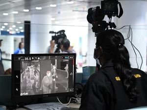 Health Alert Card di Bandara Bikin Ribet, Ini Saran Guru Besar FKM UI