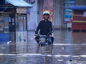 Potret Dayeuhkolot-Baleendah yang Putus Akibat Banjir