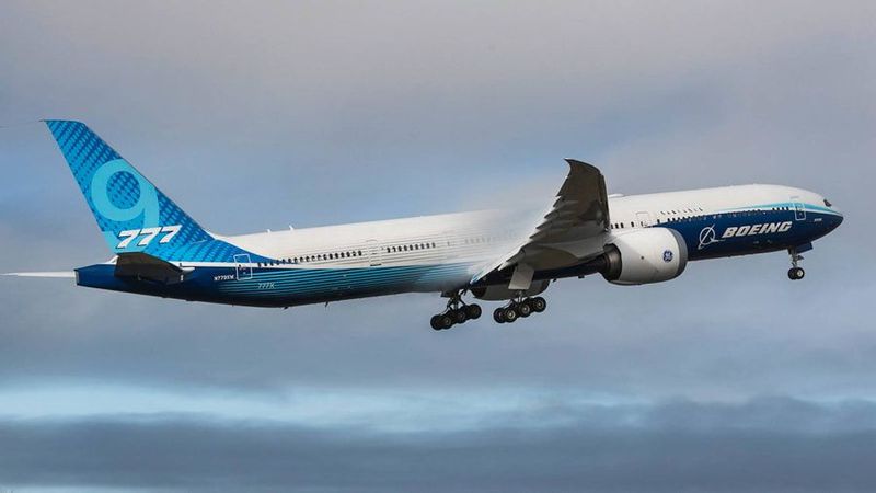 Inilah jalan panjang menuju sertifikasi bagi Boeing 777-9X. Pesawat ini dirancang untuk mengangkut hingga 425 penumpang pada rute 7.600 mil laut, rute jarak jauh, dan diharapkan jadi salah satu pesawat utama di tahun-tahun mendatang (Foto: CNN)