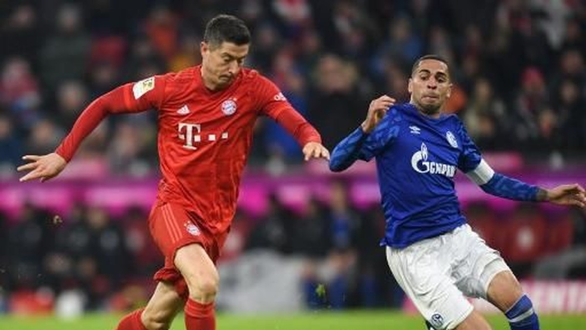 Bayern Munich akan menghadapi Schalke nanti malam. (Foto: Christof STACHE / AFP)