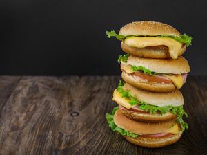 Lapar Sehabis Nyoblos, 5 Restoran Ini Tawarkan Promo Pemilu 2024 Lapar Sehabis Nyoblos, 5 Restoran Ini Tawarkan Promo Pemilu 2024