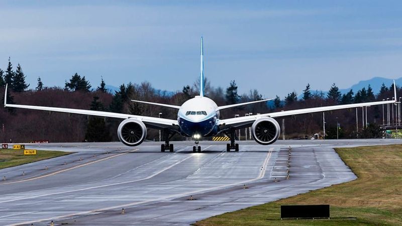 Boeing 777-9X adalah program yang diluncurkan kembali pada November 2013. Pesawat ini jadi penerus pesawat berbadan lebar paling sukses yang pernah dibuat, 777 yang pertama kali masuk layanan hampir 25 tahun yang lalu (Foto: CNN)