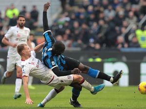 Hasil Liga Italia: Ditahan Cagliari, Inter Milan Gagal Menang Lagi Hasil Liga Italia: Ditahan Cagliari, Inter Milan Gagal Menang Lagi