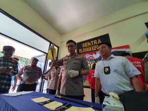 Polisi Tangkap Komplotan Begal Sadis di Tambun Bekasi Polisi Tangkap Komplotan Begal Sadis di Tambun Bekasi