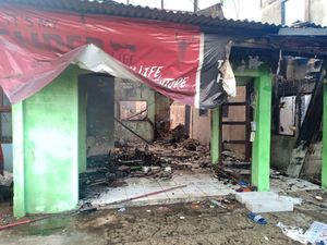 Korban Tewas Kebakaran di Peninggaran Timur Terjebak di Kamar Mandi Korban Tewas Kebakaran di Peninggaran Timur Terjebak di Kamar Mandi