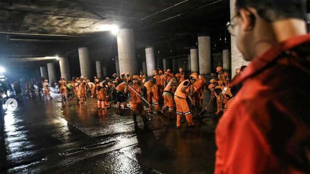 Anies Kawal Sedot Banjir Underpass Kemayoran Semalam