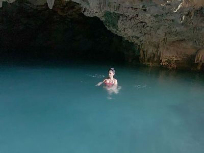 Foto: Liburannya Si Cantik Angel Karamoy di Labuan Bajo