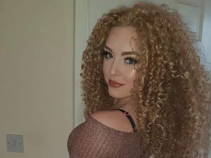 Cerita Remaja 14 Tahun yang Di-bully Karena Jago Pole Dance Cerita Remaja 14 Tahun yang Di-bully Karena Jago Pole Dance