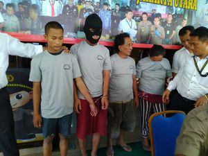 Ini Sasaran Aksi 2 Bajing Loncat di Jakut yang Viral di Medsos Ini Sasaran Aksi 2 Bajing Loncat di Jakut yang Viral di Medsos