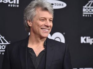 Inspiratif! Jon Bon Jovi Sediakan Makanan Gratis untuk Mahasiswa Kurang Mampu Inspiratif! Jon Bon Jovi Sediakan Makanan Gratis untuk Mahasiswa Kurang Mampu