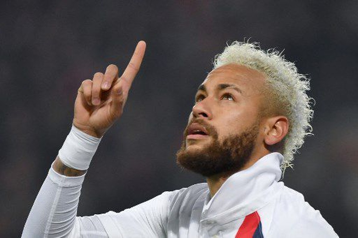 Cuma Neymar: Habis Hat-trick, Pulang, Main CS (AFP)