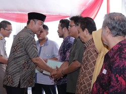 Bagikan 4.166 Sertifikat Tanah, Walkot Hendi: Jika Ada Makelar, Lapor