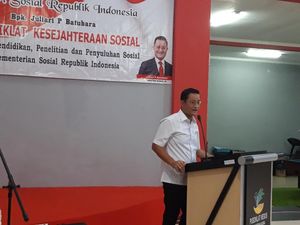 Mensos Keluhkan Permensos Tumpang Tindih: Birokrasi Harus Simpel-Efisien