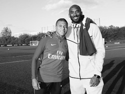 Kobe Bryant Tewas Kecelakaan Helikopter, Dunia Sepakbola Ikut Berduka