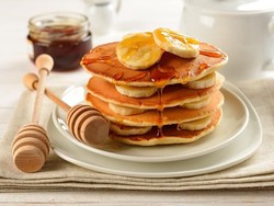 Cara Membuat Pancake Pisang yang Manis Empuk