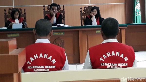 Terdakwa Kasus SDN Gentong Ambruk Jalani Sidang