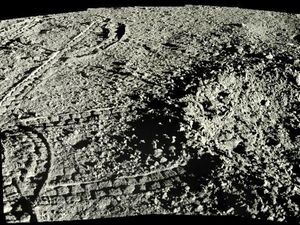 Gunung Berapi Meletus di Bulan saat Dinosaurus Jelajahi Bumi