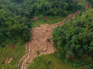 Potret Kampung Cilipung Sumedang Pascabanjir Bandang Potret Kampung Cilipung Sumedang Pascabanjir Bandang