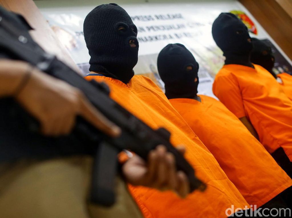 Terciduk Jual Ganja Lewat Online, Pelaku Terancam Hukuman Mati Terciduk Jual Ganja Lewat Online, Pelaku Terancam Hukuman Mati