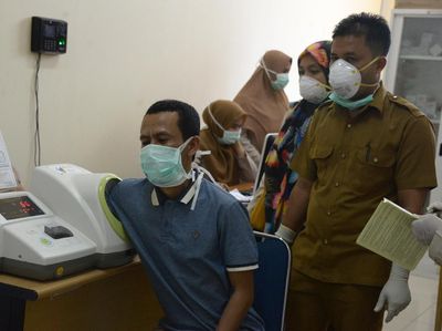Kembali dari China, Mahasiswa Aceh Diperiksa Kesehatan