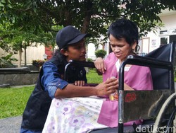 Terpopuler di Jateng: Sukiyah 27 Tahun Tak Mandi, Rambut Jadi Sarang Tikus