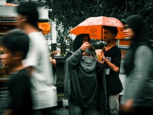Ibu, Tenang Ada Kakak Ibu, Tenang Ada Kakak