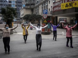 Wuhan Jiayou! Viral Seruan Warga Terisolasi yang Bikin Merinding