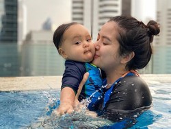 Cara Tasya Kamila Melatih Motorik Anak