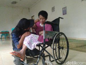 Di Balik Batalnya Penguburan Rambut Gimbal Sukiyah yang Jadi Sarang Tikus Di Balik Batalnya Penguburan Rambut Gimbal Sukiyah yang Jadi Sarang Tikus