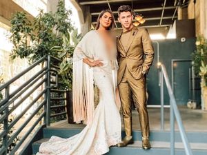 Terpopuler Sepekan: Gaun Priyanka Chopra Dinyinyirin Karena Terlalu Seksi