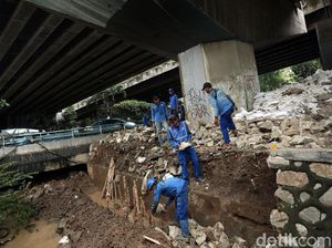 Antisipasi Banjir, Tanggul Latuharhary Diperkuat
