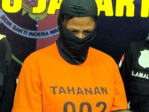 Kesaksian Driver Ojol Ungkap Penyerang Wanita di JPO Halte Olimo Kesaksian Driver Ojol Ungkap Penyerang Wanita di JPO Halte Olimo
