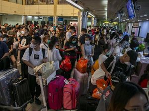 Ratusan Wisatawan China Dipulangkan dari Batam