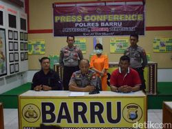 Video Candoleng-doleng Buka Baju Beredar di WA, Biduan di Sulsel Diamankan Video Candoleng-doleng Buka Baju Beredar di WA, Biduan di Sulsel Diamankan