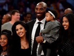 Tak Rela Putrinya Tewas, Istri Kobe Bryant: Kenapa Aku Harus Bangun?