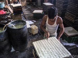 Menengok Proses Pembuatan Tahu di Pondok Labu