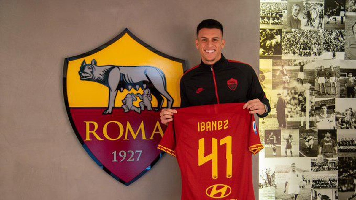 AS Roma mendatangkan Roger Ibanez dari Atalanta. (Foto: Twitter @ASRomaEN)