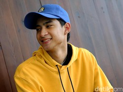 Devano Danendra Minta Iis Dahlia Pensiun, Alasannya Bikin Hangat Hati