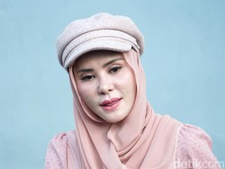 Kesedihan Angel Lelga Rayakan Lebaran Tanpa Ayah