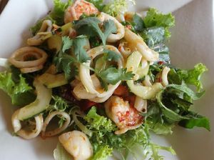 Resep Pembaca : Salad Seafood Asam Segar