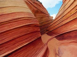 Bukit Cantik yang Seperti Editan, Padahal Aslinya Memang Jelita