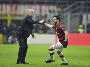 Stefano Pioli Bukan Pelatih yang Tepat untuk AC Milan Stefano Pioli Bukan Pelatih yang Tepat untuk AC Milan